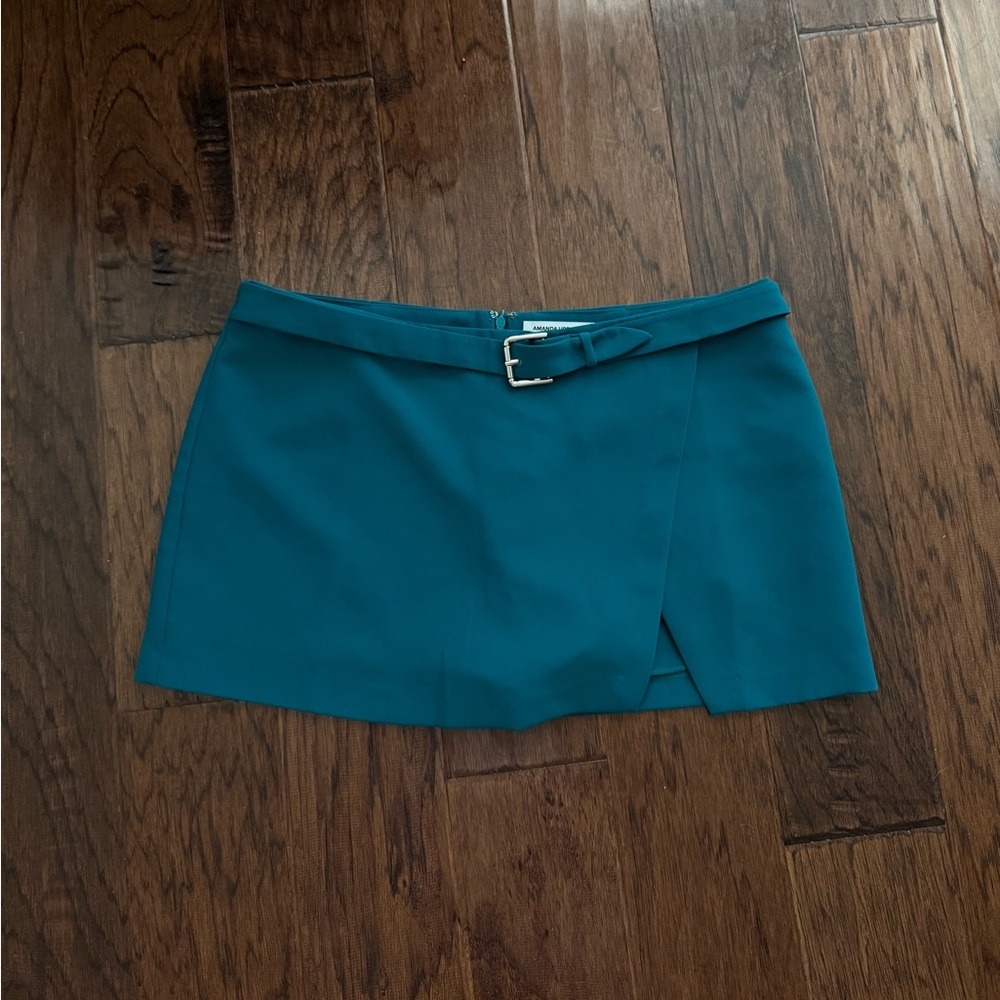 Amanda Uprichard Helsa Skort